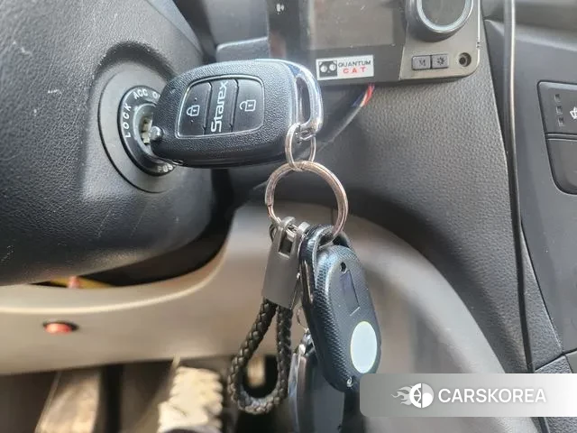 Hyundai The New Grand Starex id 3766438 из Кореи 19