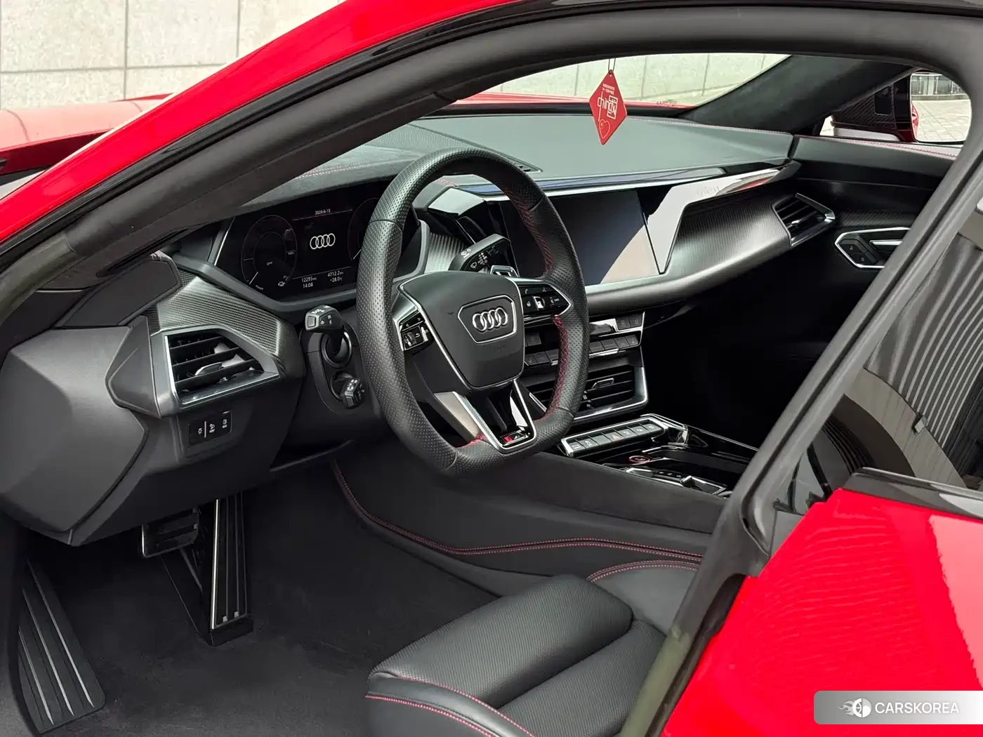 Audi RS e-tron GT id 4600854 из Китая 18