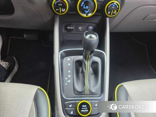 Hyundai Venue id 4356349 из Кореи 19