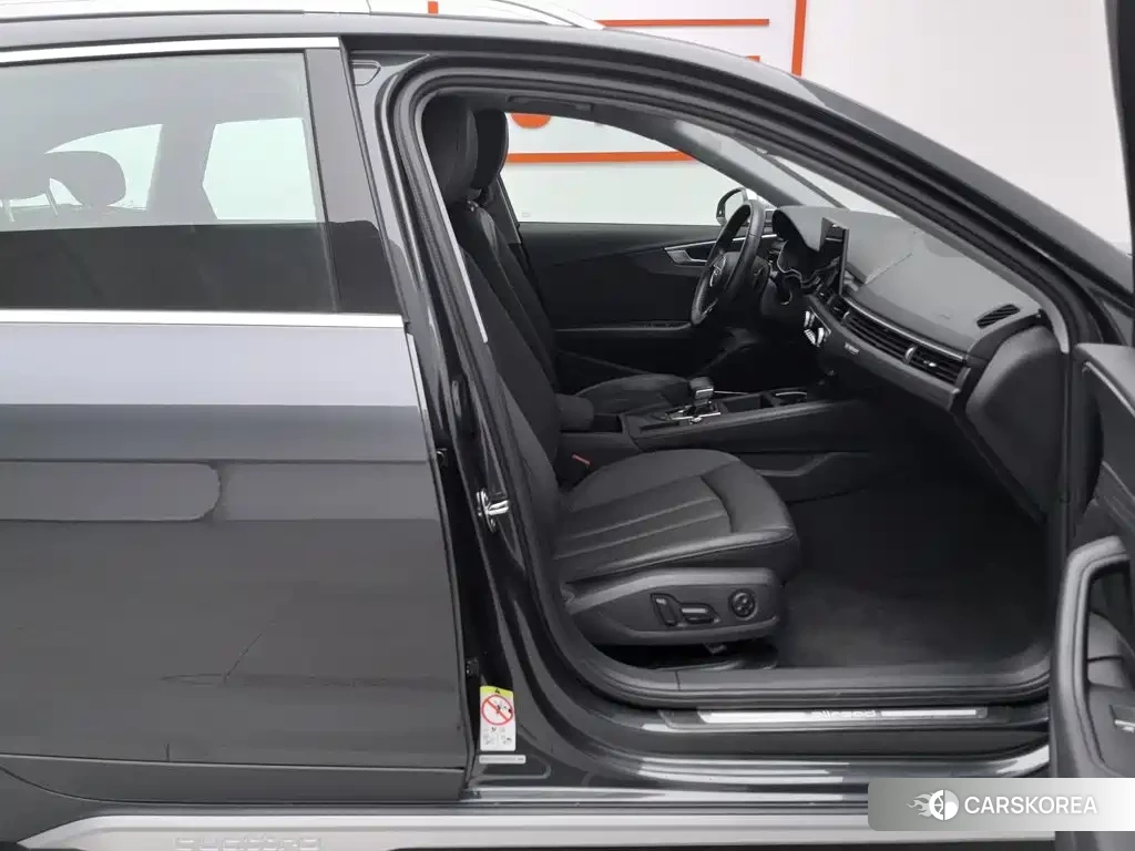 Audi A4L id 4628387 из Китая 23