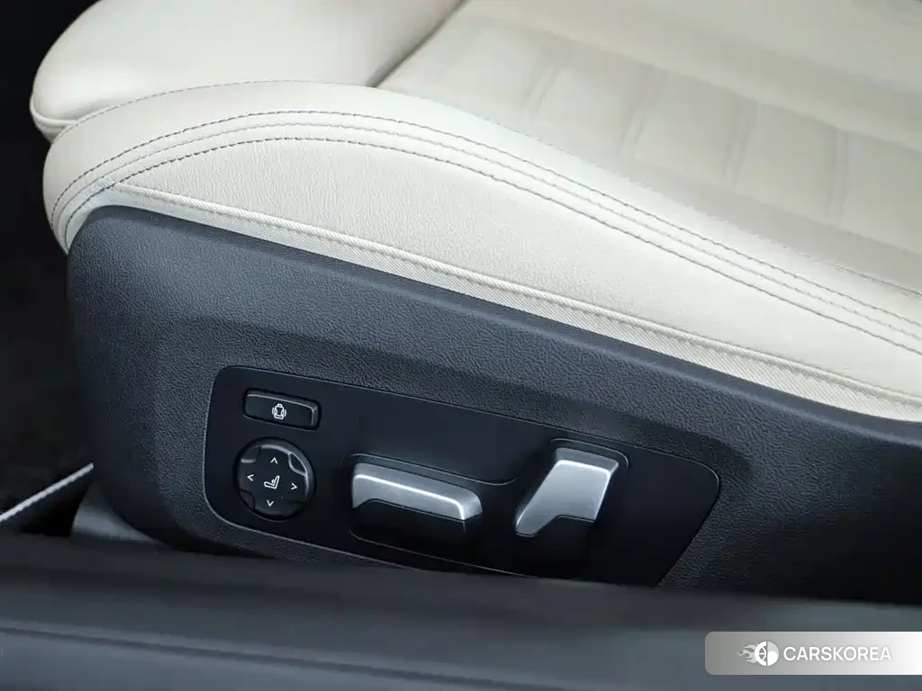 BMW 4 series id 4538956 из Китая 28
