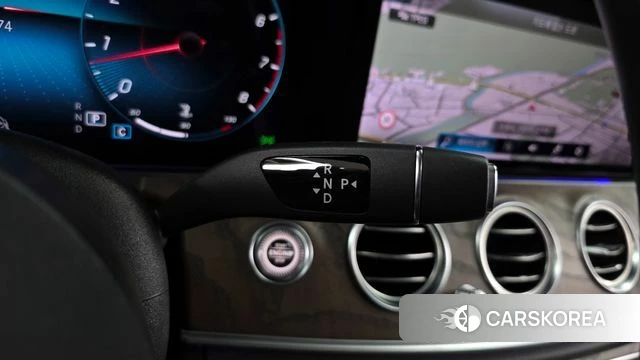 Mercedes-Benz E-Class W213 id 4231916 из Кореи 31