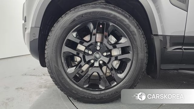 Land Rover Defender (L663) id 3841295 из Кореи 19