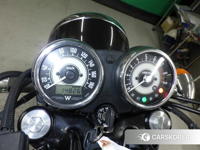 Kawasaki W800 id 3950303 из Японии 33
