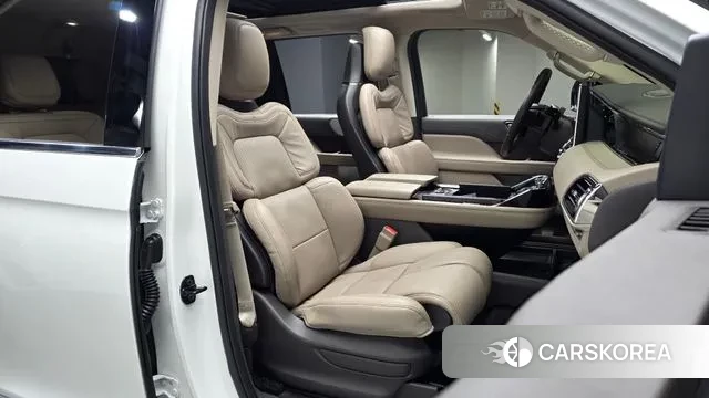 Lincoln Navigator 4th generation id 3492625 из Кореи 19