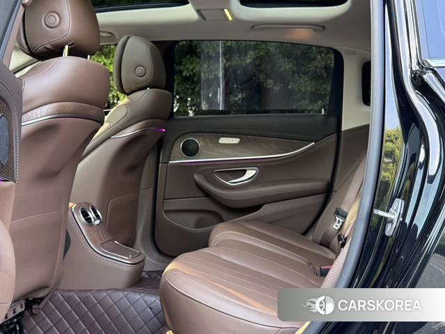Mercedes-Benz E-class id 4277153 из Китая 13