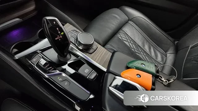 BMW 5 Series (G30) id 3050739 из Кореи 19