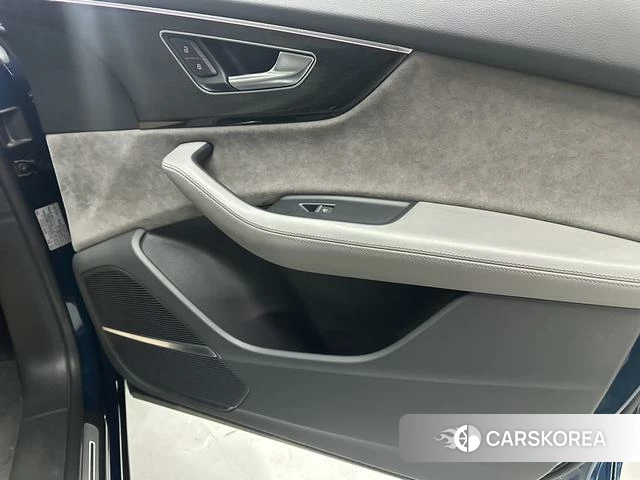 Audi Q8 id 4273855 из Китая 16