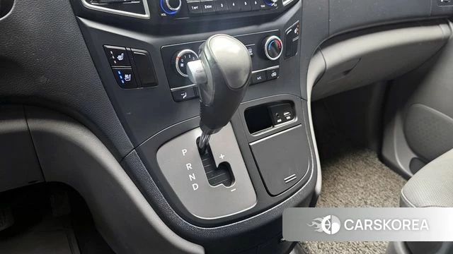 Hyundai The New Grand Starex id 3828804 из Кореи 19