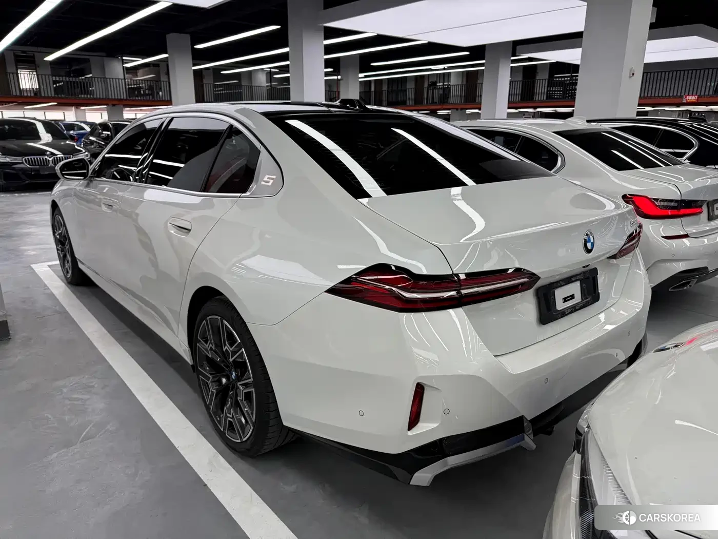 BMW 5 series id 4565388 из Китая 15