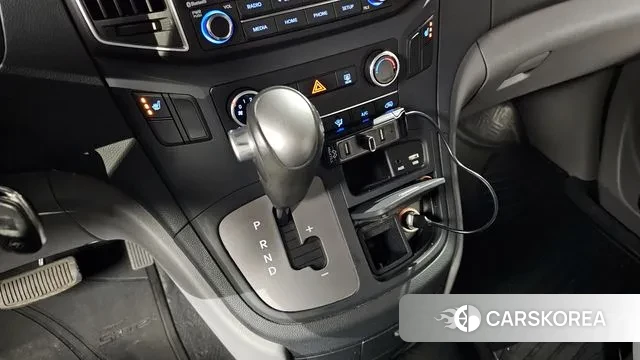 Hyundai The New Grand Starex id 3598218 из Кореи 19