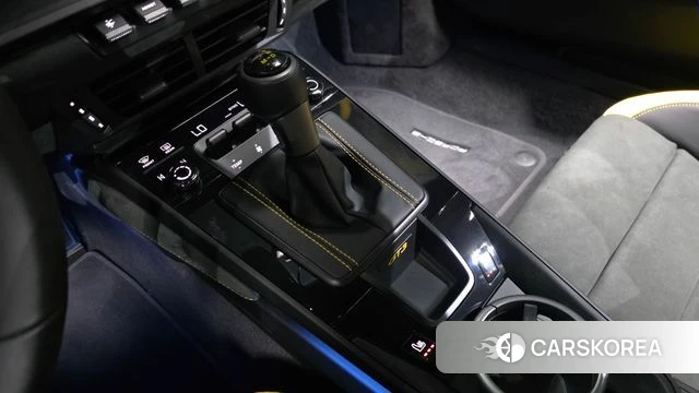 Porsche 911(992) id 4432230 из Кореи 19