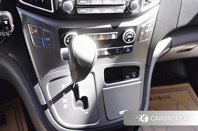 Hyundai The New Grand Starex id 2976404 из Кореи 19