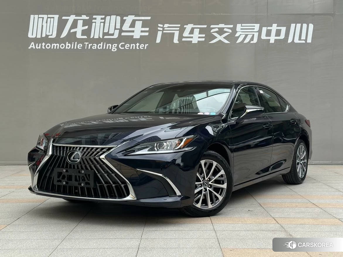 Lexus ES id 4420839 из Китая 24