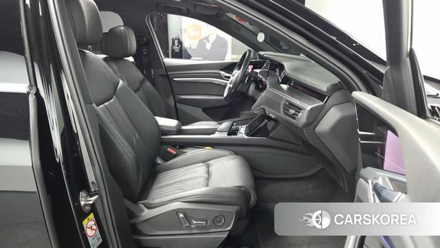 Audi e-Tron id 3827046 из Кореи 19