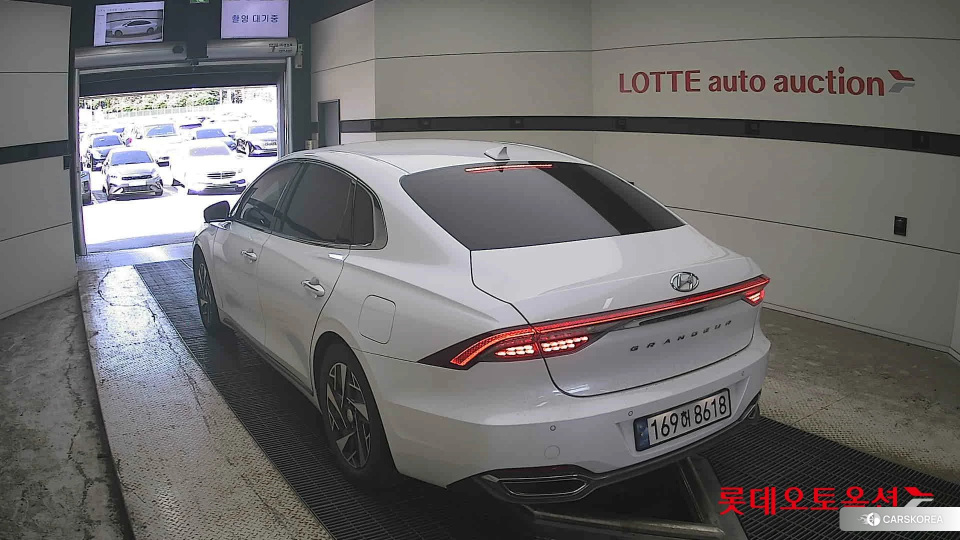 Hyundai Grandeur Hybrid id 4902512 из Кореи 35