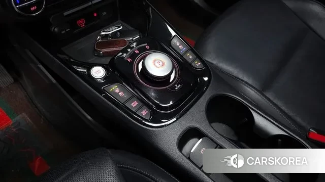 Kia Soul Booster EV id 3385948 из Кореи 19