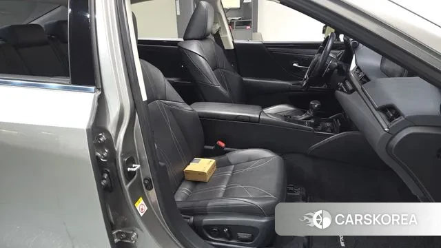 Lexus ES300h 7th generation id 3568422 из Кореи 19