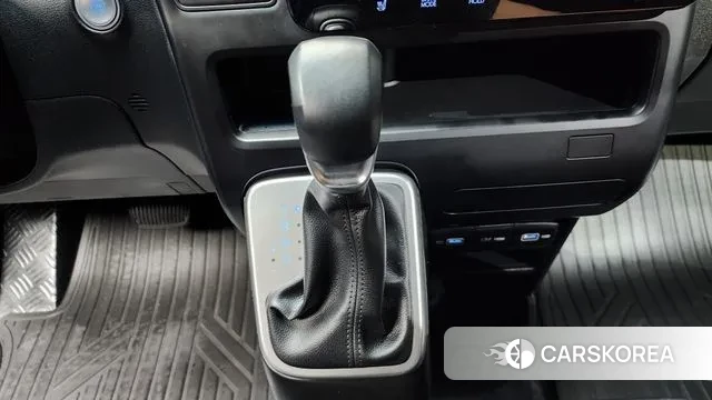 Hyundai Staria id 2931561 из Кореи 19