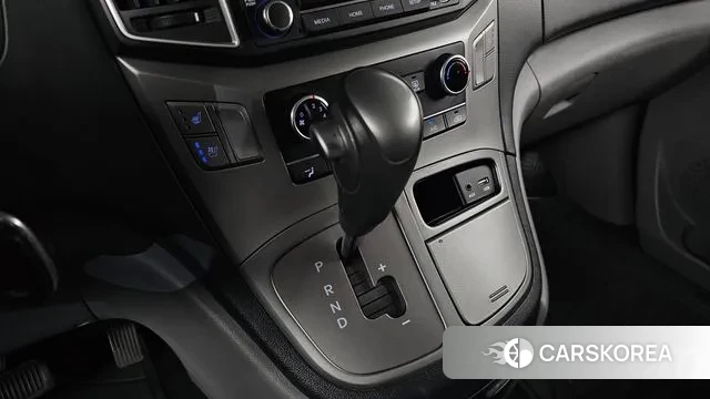 Hyundai The New Grand Starex id 3587454 из Кореи 19