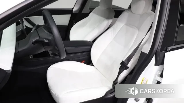 Tesla Model Y id 3417026 из Кореи 19