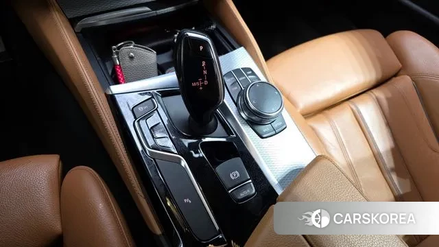 BMW 5 Series (G30) id 3779345 из Кореи 19