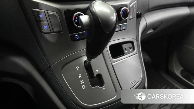 Hyundai The New Grand Starex id 3899949 из Кореи 19