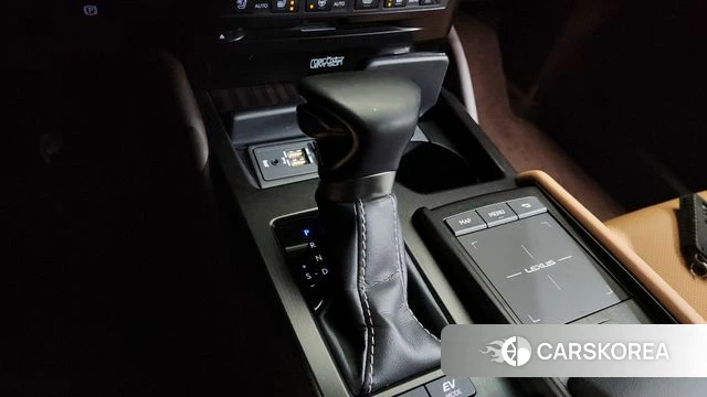 Lexus ES300h 7th generation id 3872934 из Кореи 19