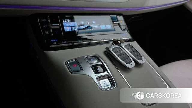 Hyundai The New Grandeur IG Hybrid id 4935834 из Кореи 32