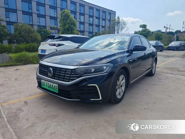 Volkswagen Passat PHEV id 4272548 из Китая 9