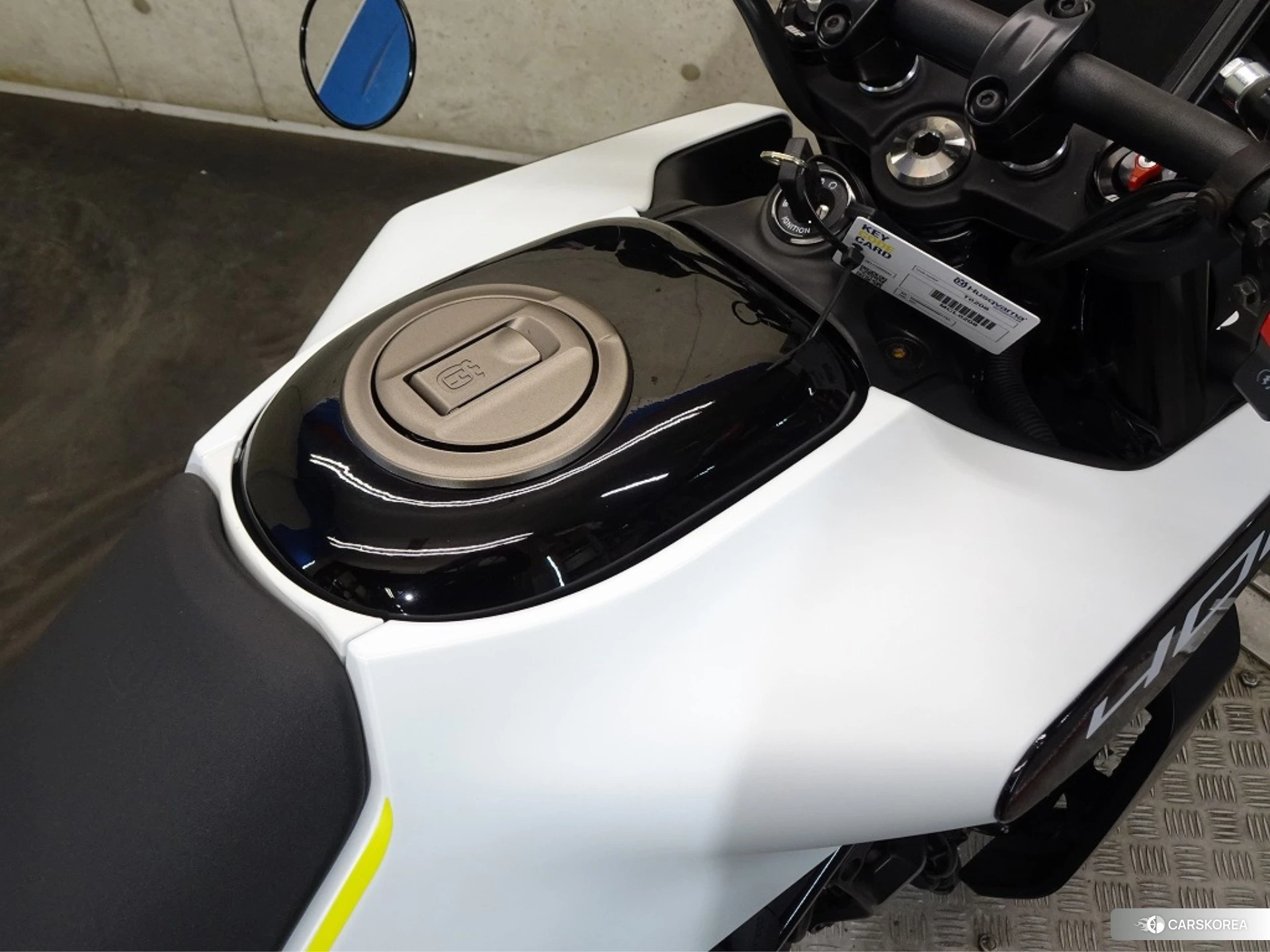 Husqvarna VITPILEN 401 id 3939705 из Японии 30