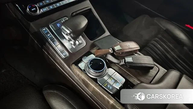 Genesis G90 id 3374801 из Кореи 19