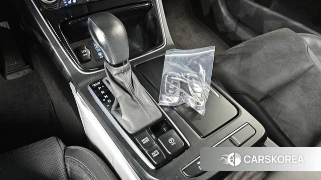 Hyundai Grandeur IG Hybrid id 4543501 из Кореи 32