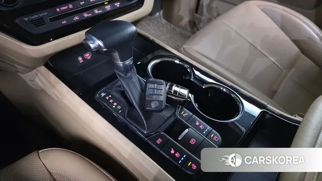 Kia The New Carnival id 3291478 из Кореи 19