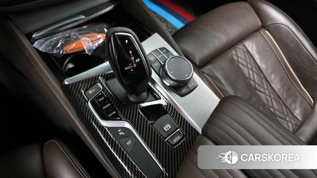 BMW 5 Series (G30) id 3880059 из Кореи 19