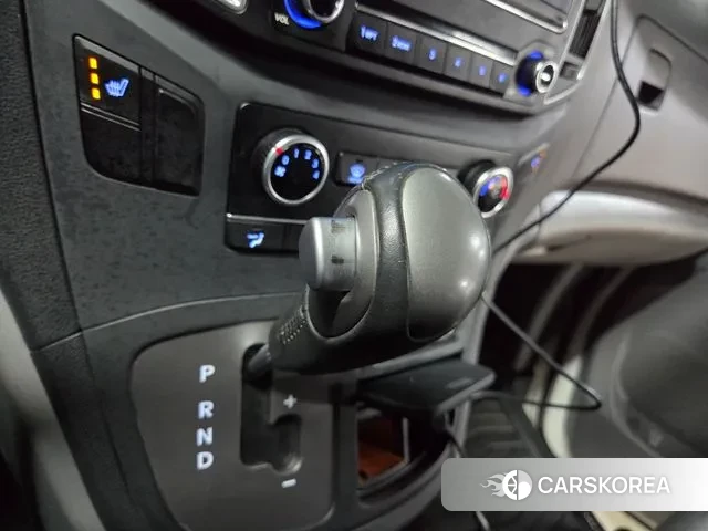 Hyundai The New Grand Starex id 3399210 из Кореи 19