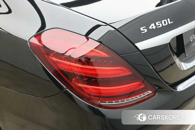 Mercedes-Benz S-class id 4264087 из Китая 33
