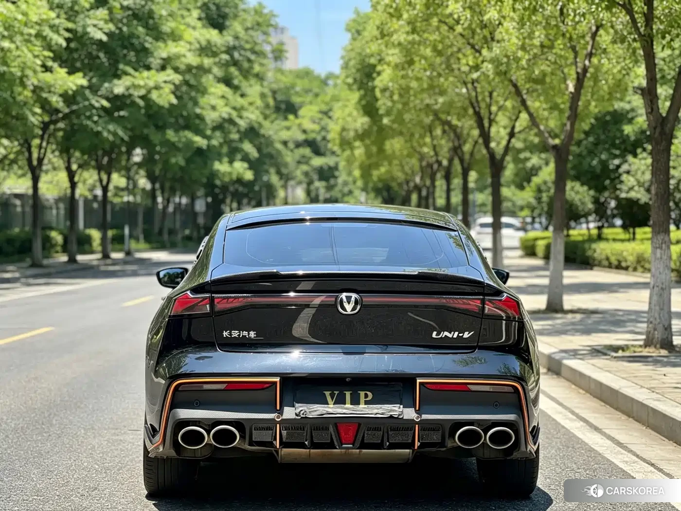 Chang'an UNI-V id 4601120 из Китая 9