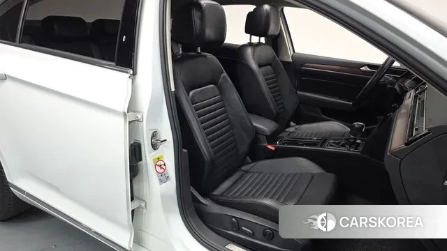 Volkswagen Passat GT (B8) id 3386248 из Кореи 19