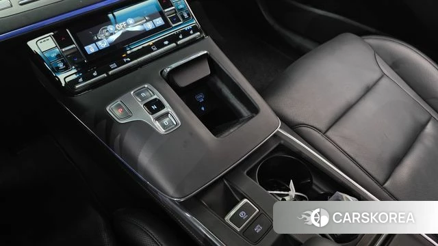 Hyundai The New Grandeur IG id 3818632 из Кореи 19