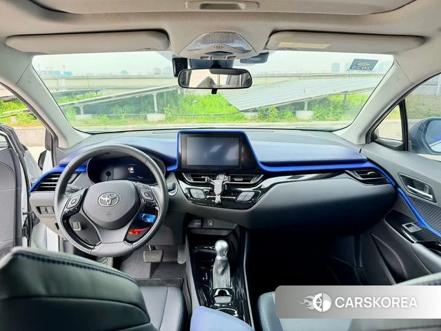 Toyota C-HR id 4238307 из Китая 9