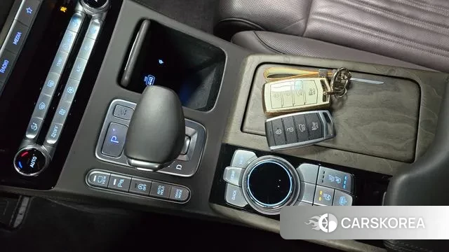 Genesis G90 id 3622043 из Кореи 19