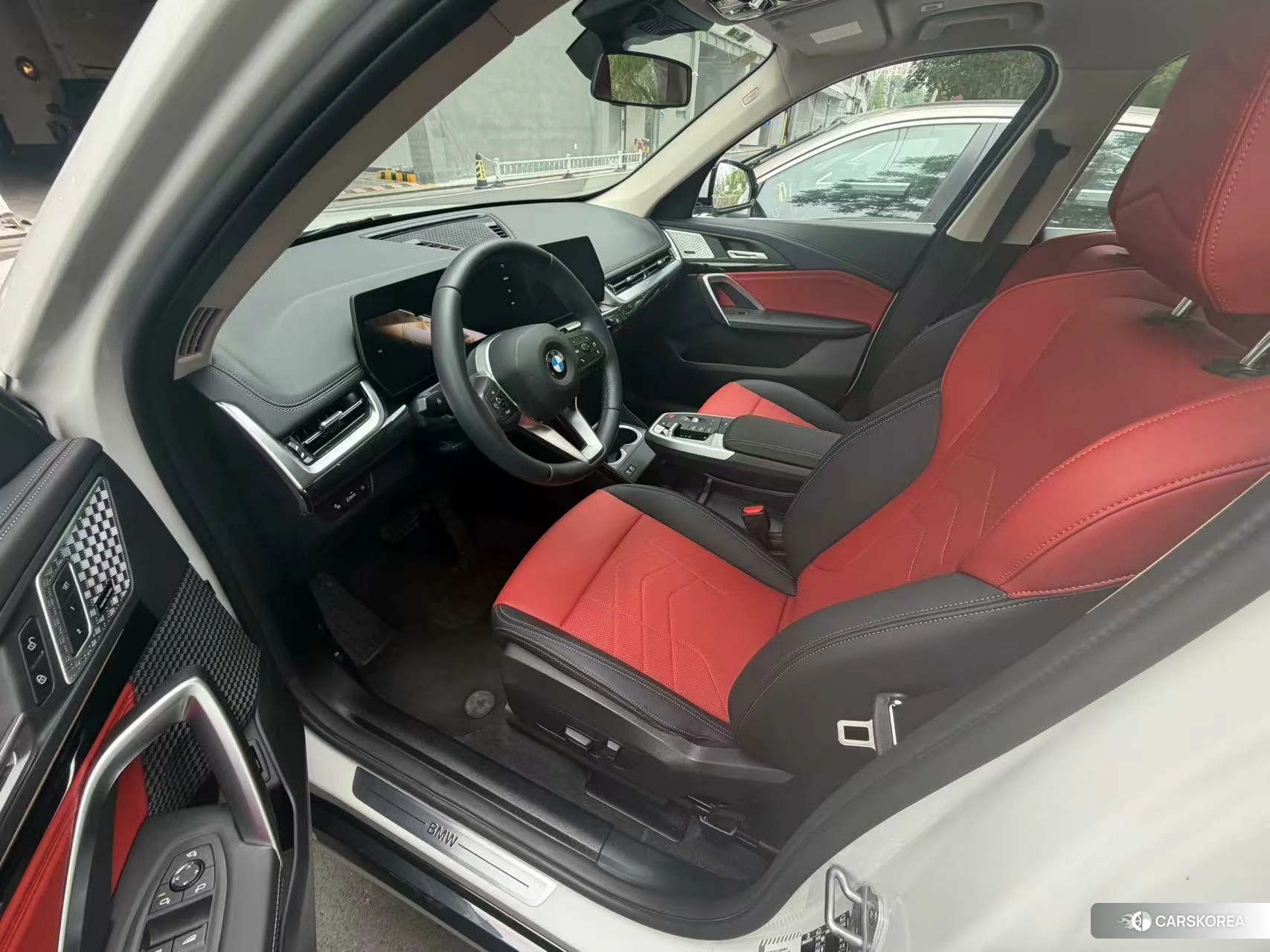 BMW X1 id 4485418 из Китая 9
