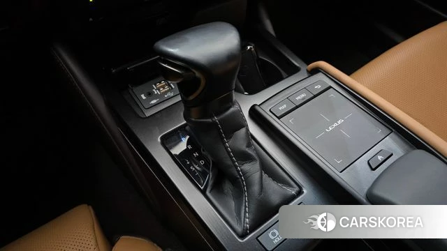 Lexus ES300h 7th generation id 4535190 из Кореи 32