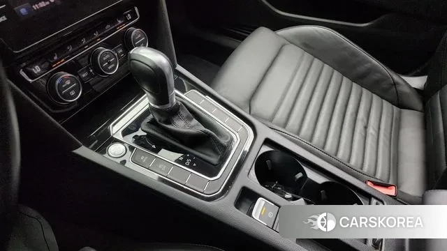 Volkswagen Passat GT (B8) id 3265245 из Кореи 19