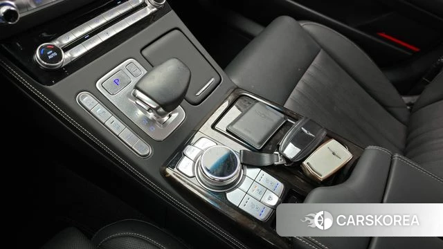 Genesis G90 id 3879435 из Кореи 19