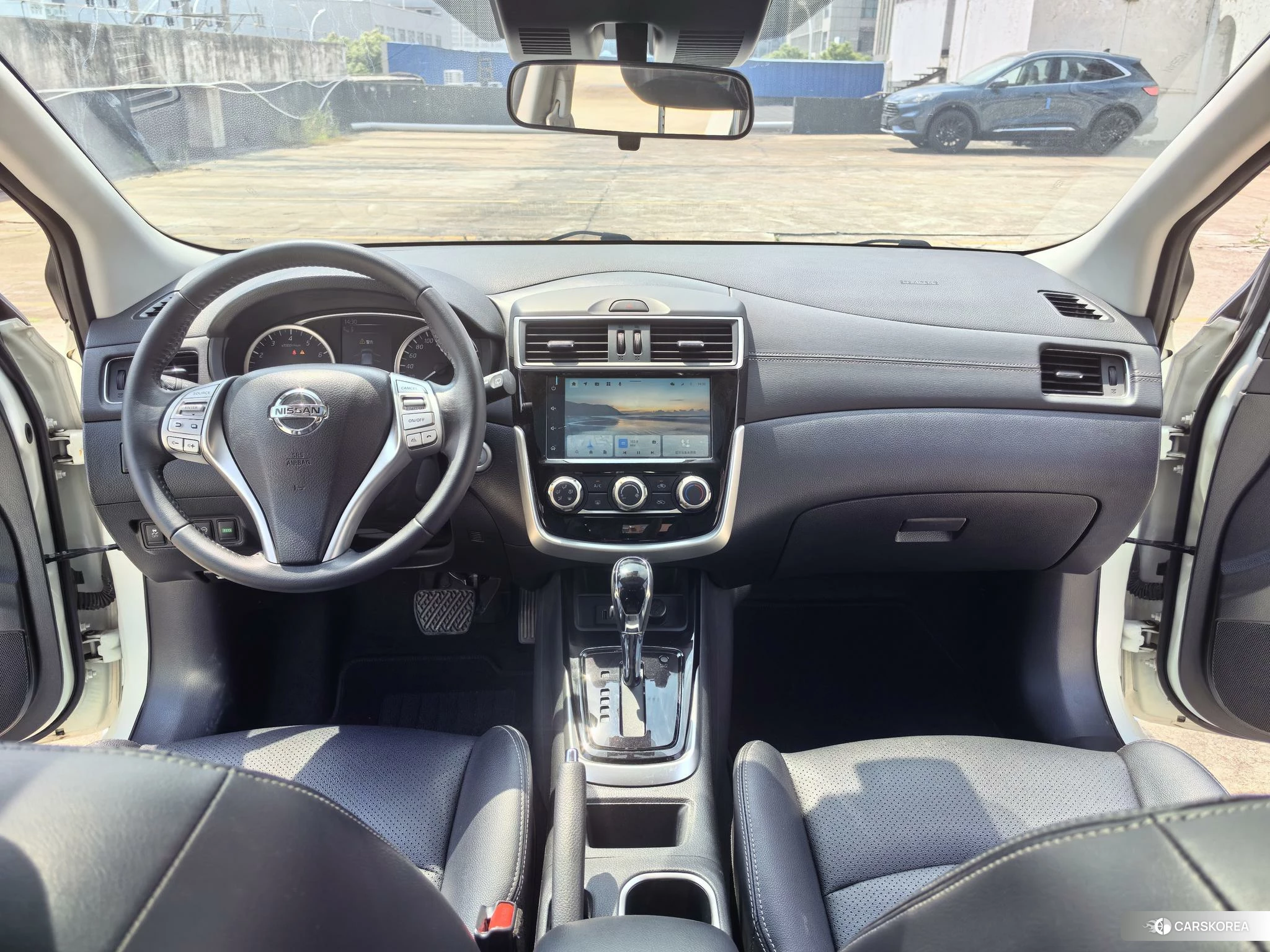Nissan TIIDA id 4440604 из Китая 16