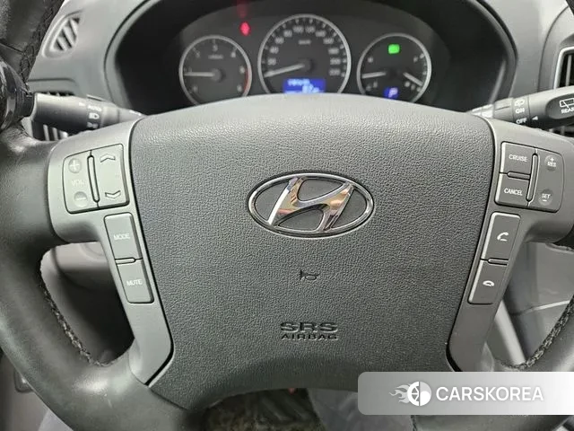 Hyundai The New Grand Starex id 3363121 из Кореи 17