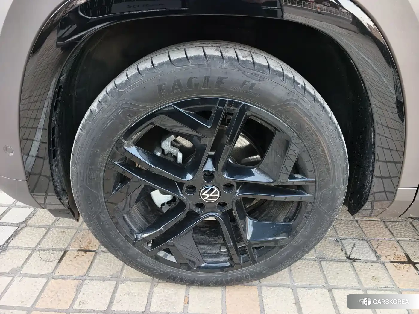 Volkswagen Touareg id 4599545 из Китая 9