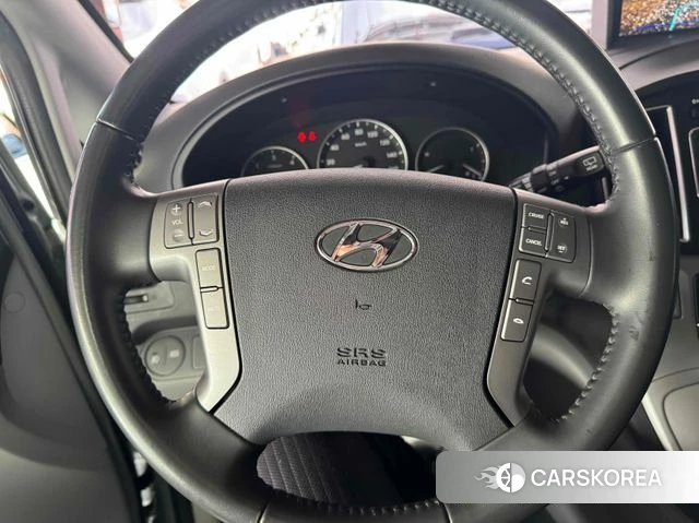 Hyundai The New Grand Starex id 3880135 из Кореи 11